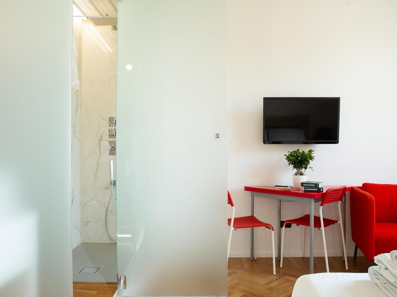 Room In Roma Isole Exterior photo